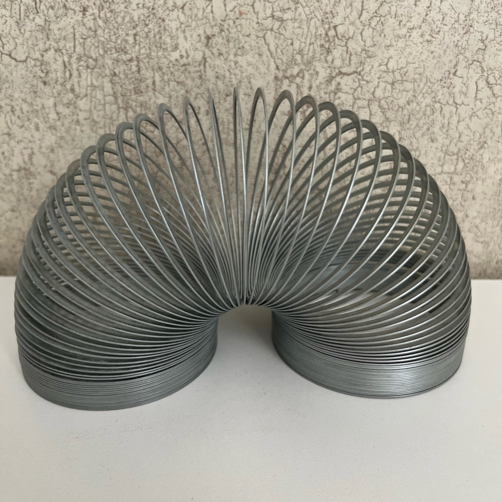 Link Slinky Walking Spring Toy - Silver - Picture 4 of 4